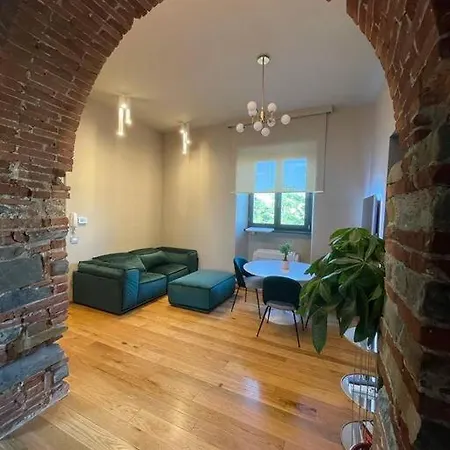 New On Lungarno Soderini Near Ponte Vecchio Apartment Florence